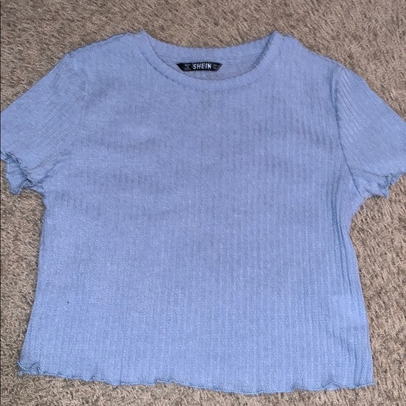 shein crop top. - Picture 1 of 2